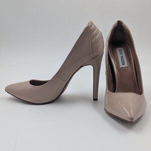 Steve Madden Beige Nude Stilettos, Size 7.5 - NEVER WORN